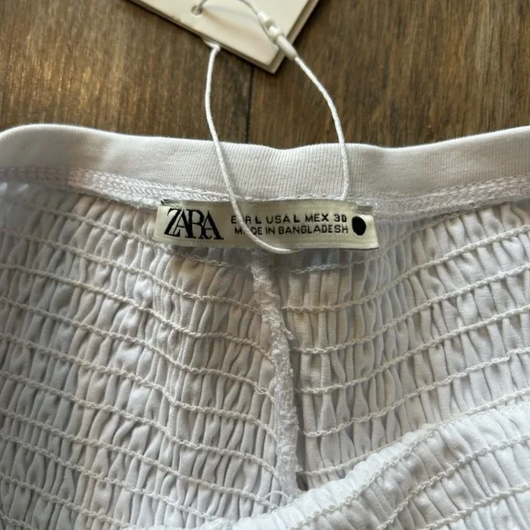 Zara Women's White Textured Shorts - Picture 4 of 9